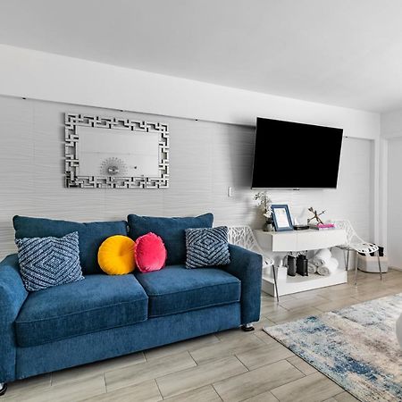 Newly Renovated Oceanfront Studio W/ Balcony - Daytona Beachアパートメント エクステリア 写真