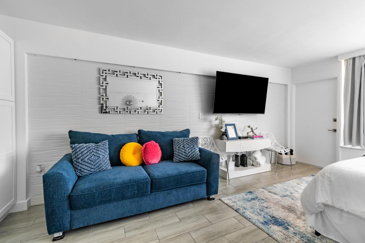 Newly Renovated Oceanfront Studio W/ Balcony - Daytona Beachアパートメント エクステリア 写真