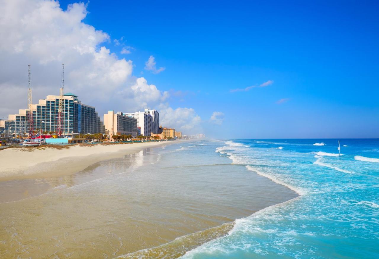 Newly Renovated Oceanfront Studio W/ Balcony - Daytona Beachアパートメント エクステリア 写真